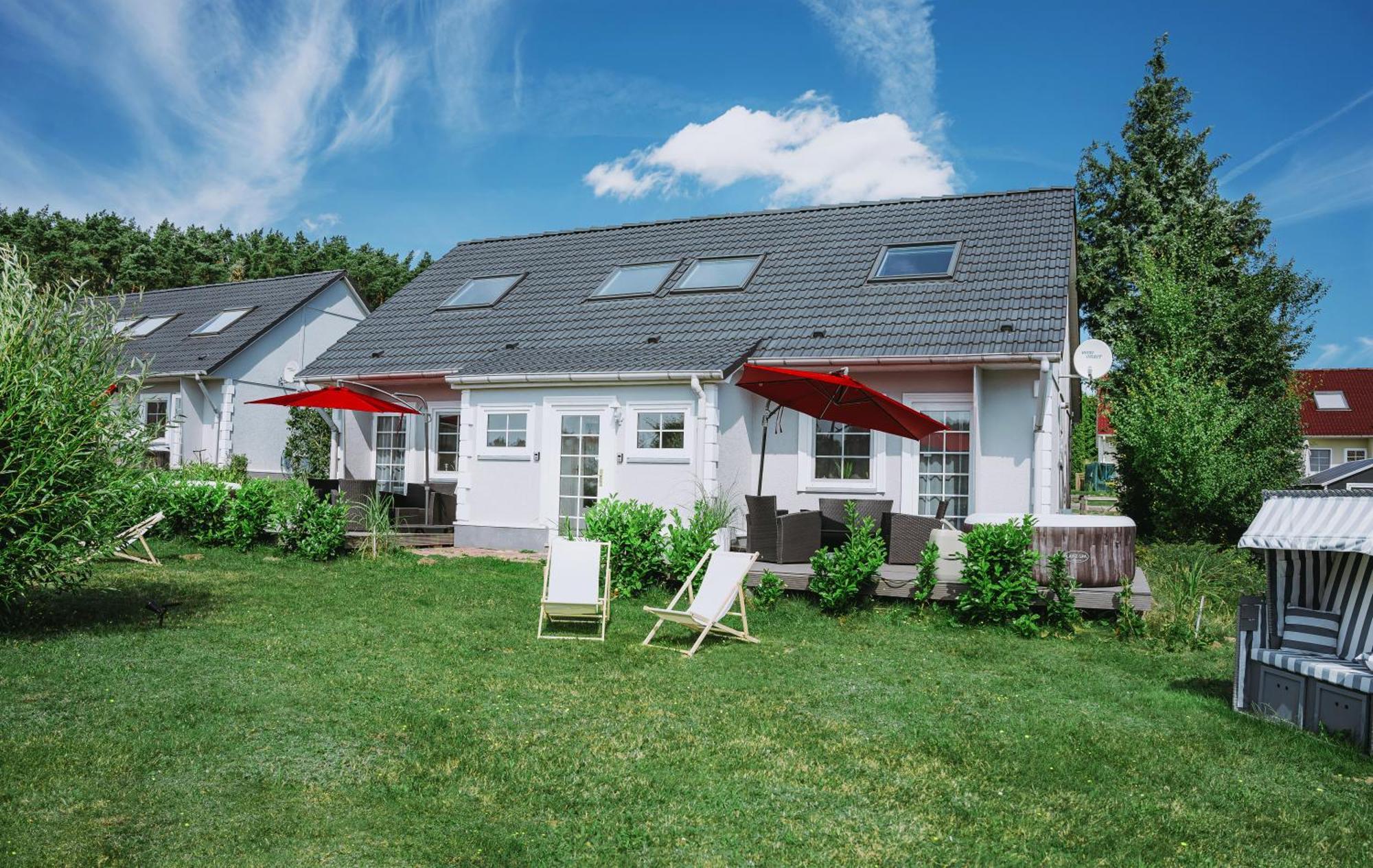 Ferienhaeuser Insel Usedom Haus Samara 8 - Blick Aufs Achterwasser! Whirlpool Und Sauna Lutow Eksteriør billede