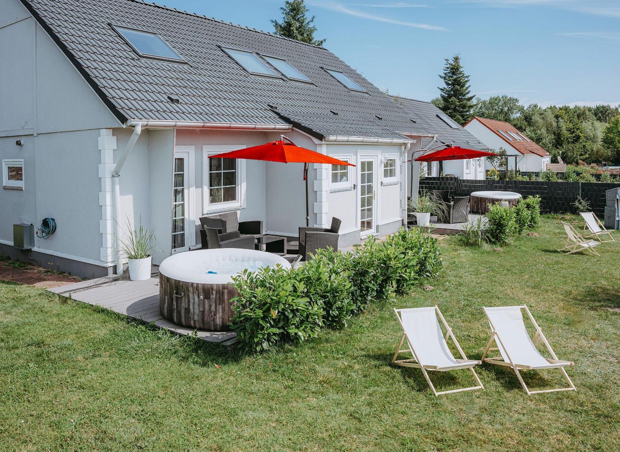 Ferienhaeuser Insel Usedom Haus Samara 8 - Blick Aufs Achterwasser! Whirlpool Und Sauna Lutow Eksteriør billede